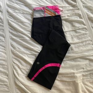 Lululemon size 6 leggings